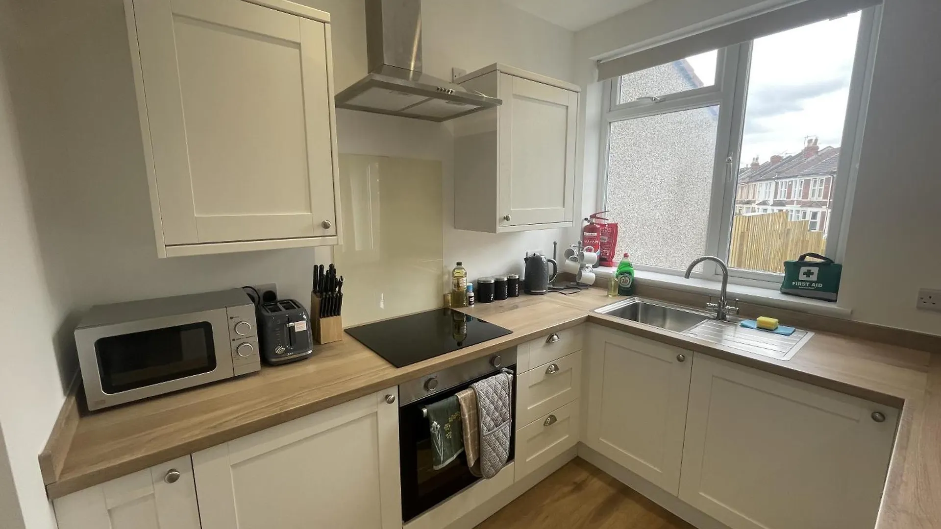 Holiday home Refined Comfort In The Heart Of Bedminster Bristol